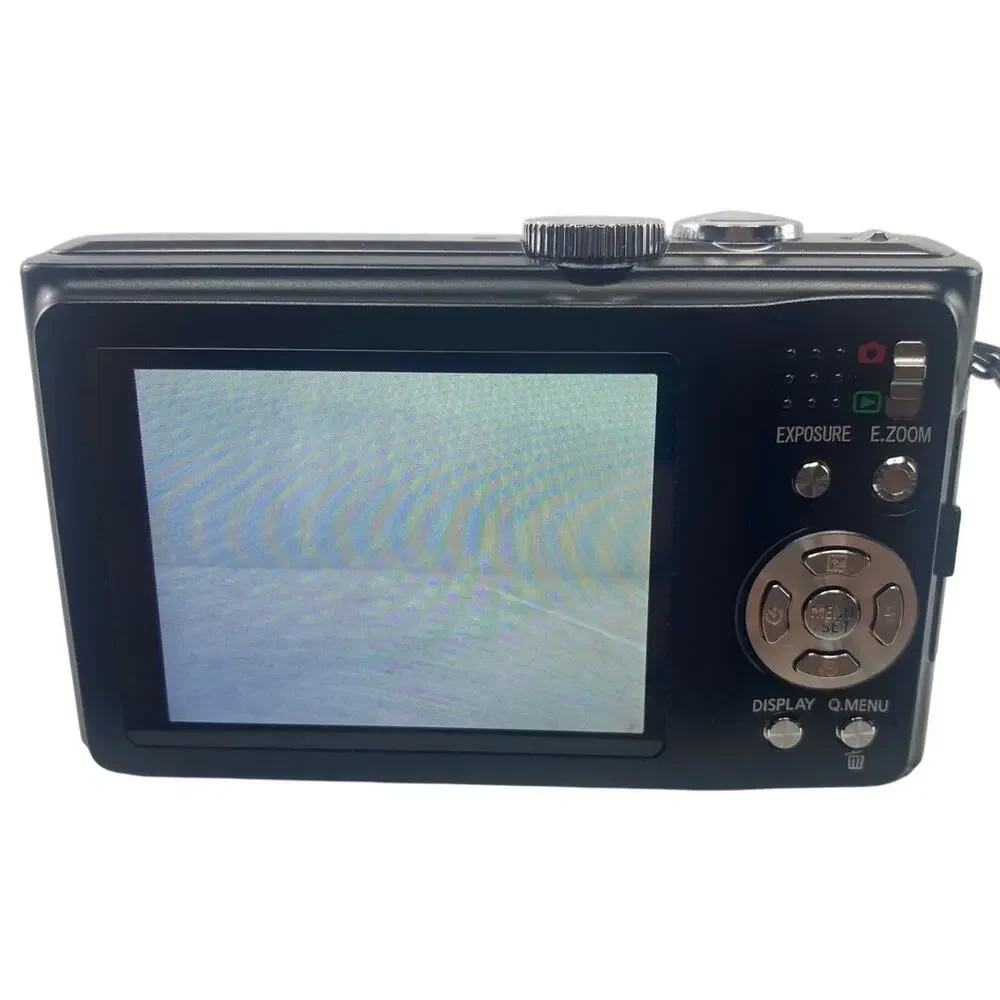 Panasonic Lumix DMC-ZS5 Digital 12.1MP Digital Camera w Battery Charger Cables